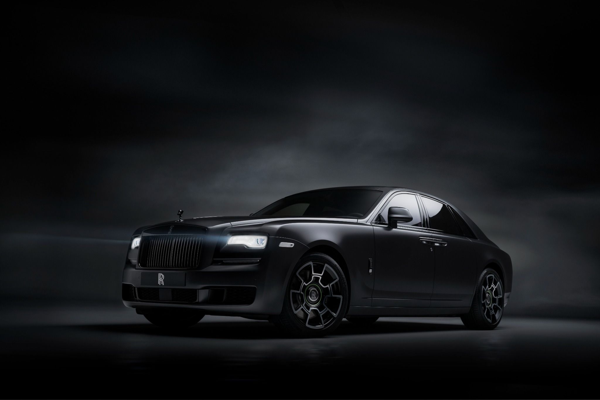 Black Rolls Royce Ghost